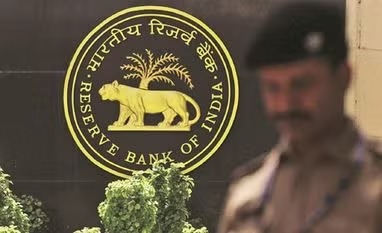 RBI To Conduct 7-Day VRRR Auction Worth 2 Trillion Rupees