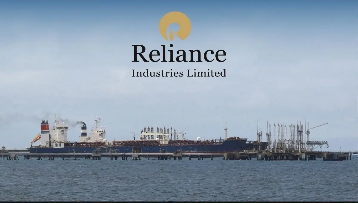 Reliance Industries Begins Loading Venezuelan Crude Cargo