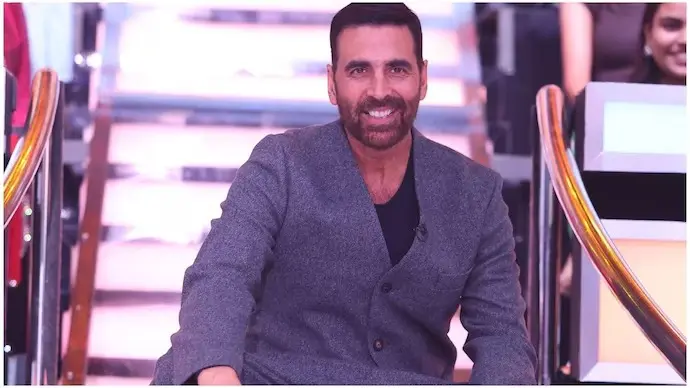 Akshay Kumar’s Age Reality Check: Fans He Once Met As Kids Now All Grown Up