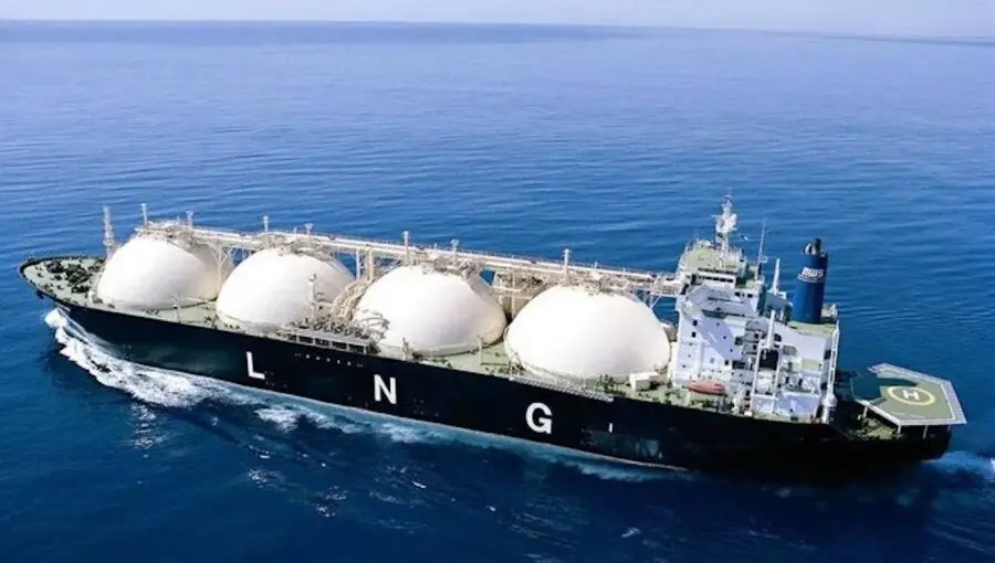 Russia Extends Discounted LNG Offers To Asian Buyers Amid Sanctions