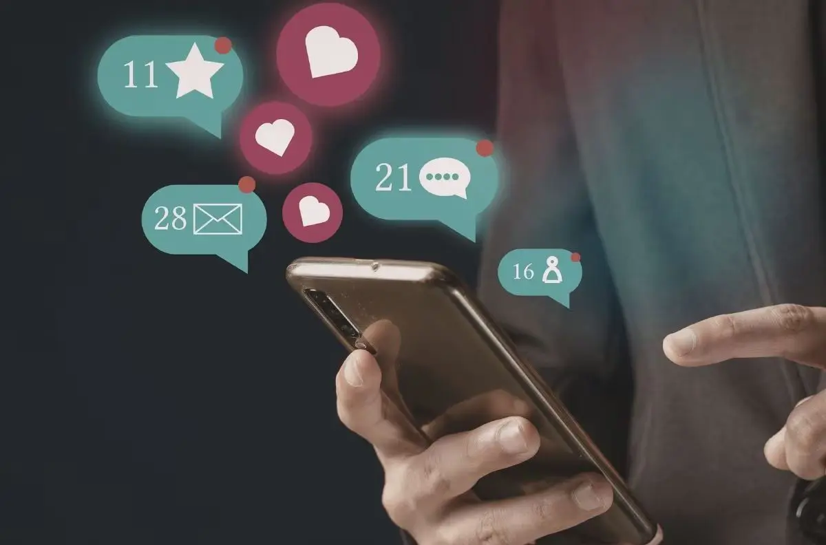 From Scrolls To Serenity: Study Shows Social Media Break Boosts Mental Health