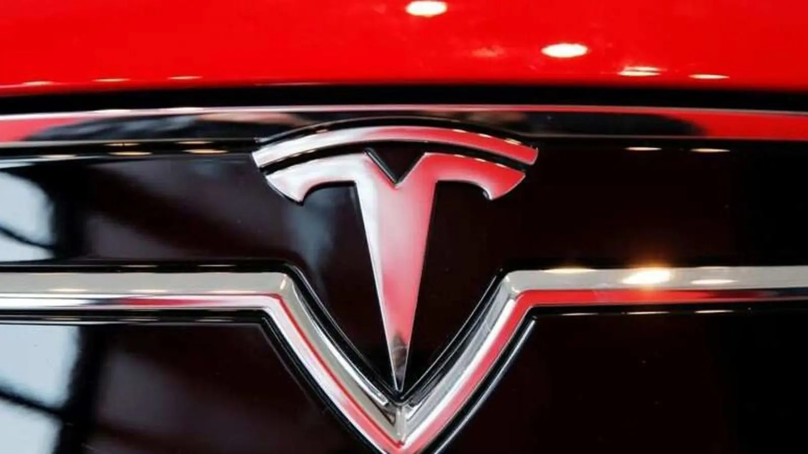 Tesla To Begin Model Y Deliveries This Quarter