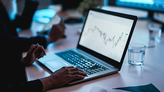 Global Markets Cautious After US Inflation Data