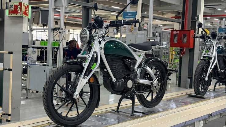 From War-Era Legend To Electric Icon: Royal Enfield Unveils Flying Flea C6