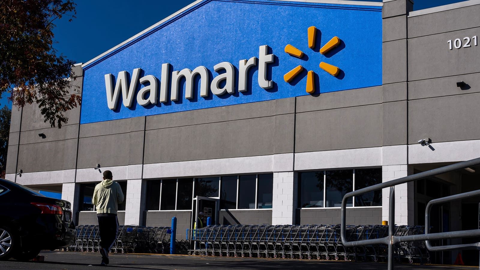 Walmart Watch: Great West Life Further Trims Its Stake in Q4 Filing