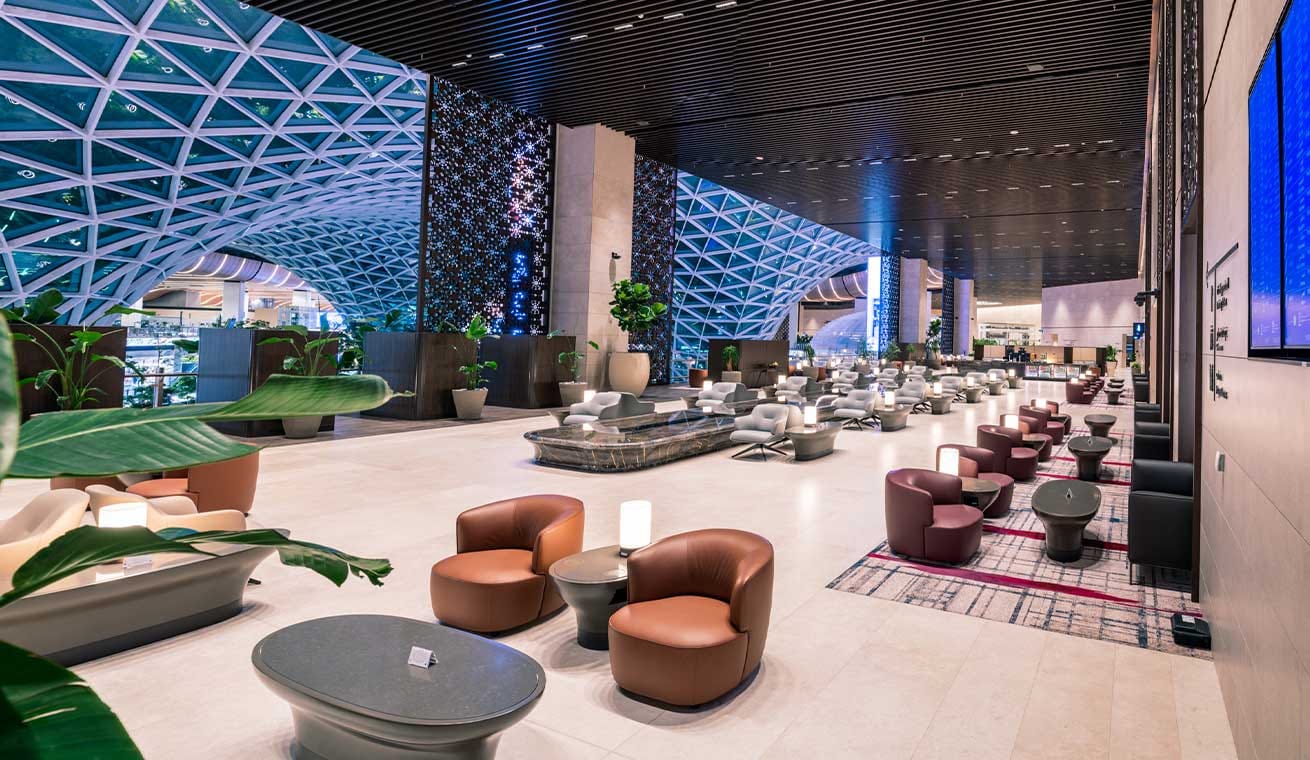 Luxury Redefined: The Top Business Class Lounge Experience in 2025