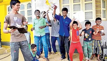 Game On! How Mumbai’s Youngsters Outplay the City’s Crowds