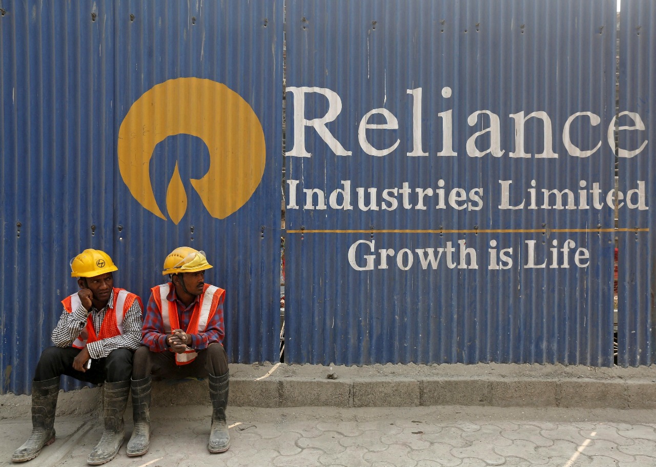Reliance Industries Rides Market Momentum with 3% Surge