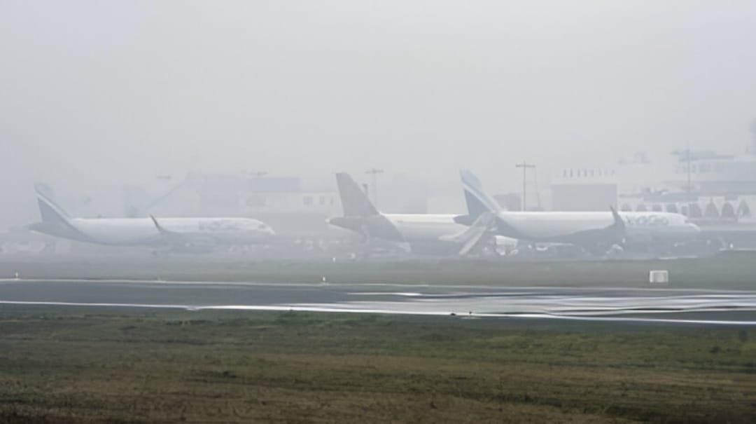 Fog Blanket Grounds Delhi’s Wings: 97 Flights Cancelled, 200+ Delayed