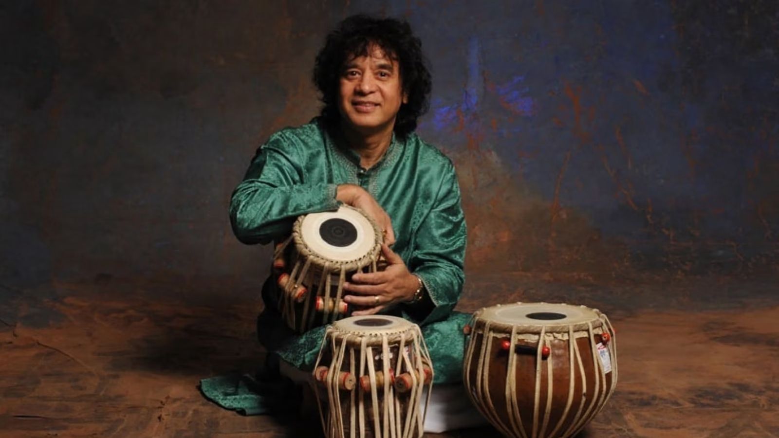 The Tabla’s Endless Heartbeat: A Black & White Ode to Ustad Zakir Hussain