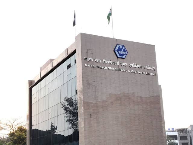 Shipbuilders in Choppy Seas: GRSE’s 12% Drop Tests Investor Patience