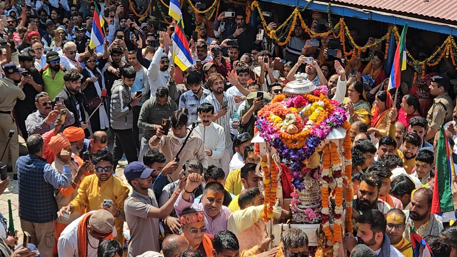 Omkareshwar Temple Witnesses Auspicious Departure Of Panchmukhi Doli