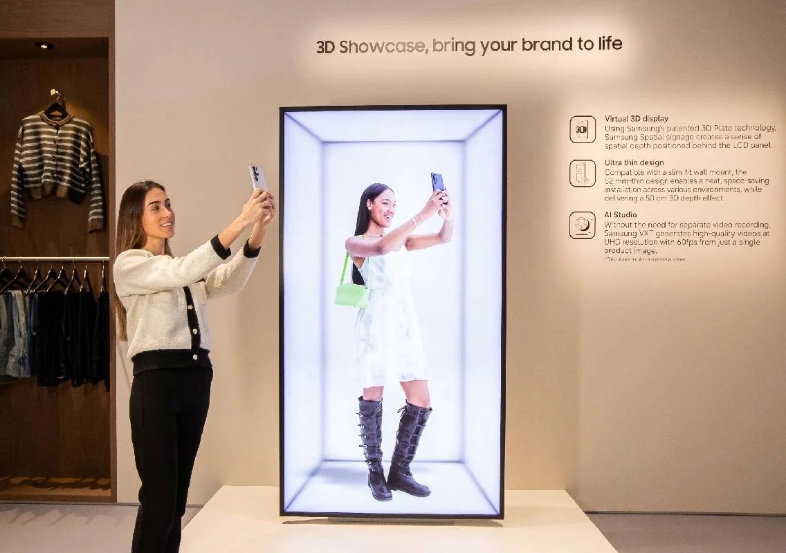 Samsung Bets On AI And 3D Displays To Transform Customer Experience