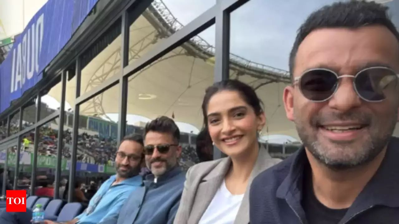 Chiranjeevi and Sonam Kapoor Shine at India-Pakistan Clash in Dubai