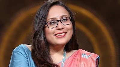 Indian Tech Triumph: Radhika Gupta & Perplexity CEO Laud Zoho’s Arattai Surge