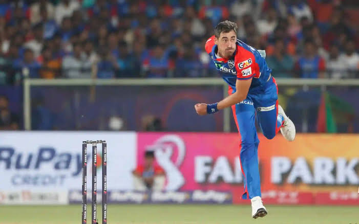 Sunrisers Hyderabad Struggle at 58/4 in Powerplay Against Dominant Bowling Attack by Delhi Capitals