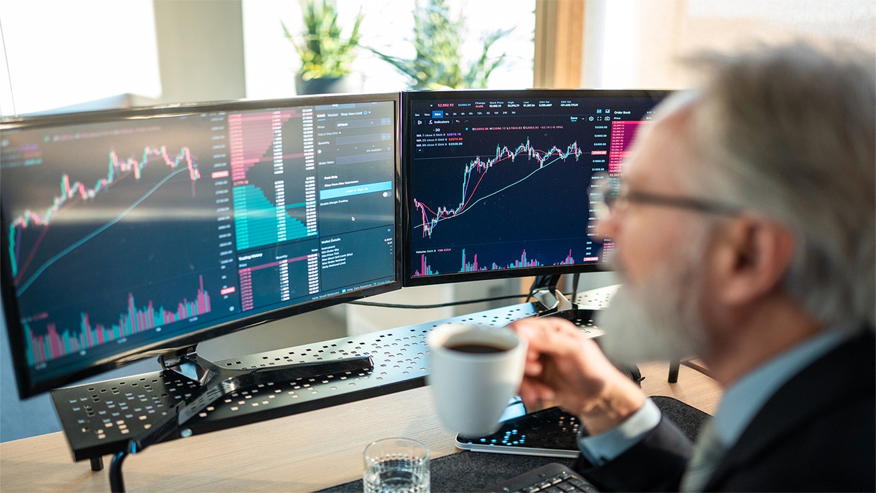 Mutual Funds Add Small-Cap Exposure With Aavas Financiers And Wakefit