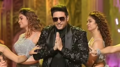 Gaurav Khanna's Bigg Boss 19 Triumph: Trophy, ₹50 Lakh & TV Stardom Glory!