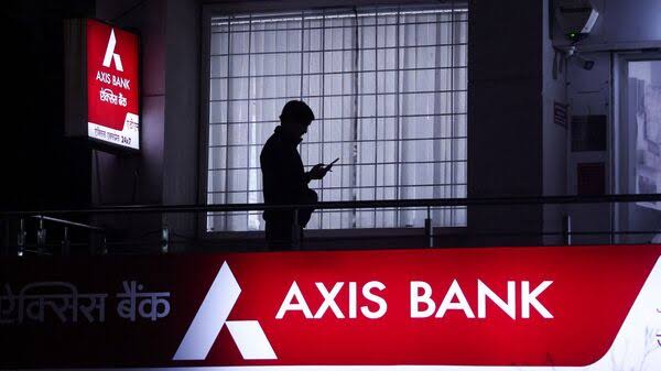 Axis Bank Sees Momentum: Retail Loan Disbursements on the Rise