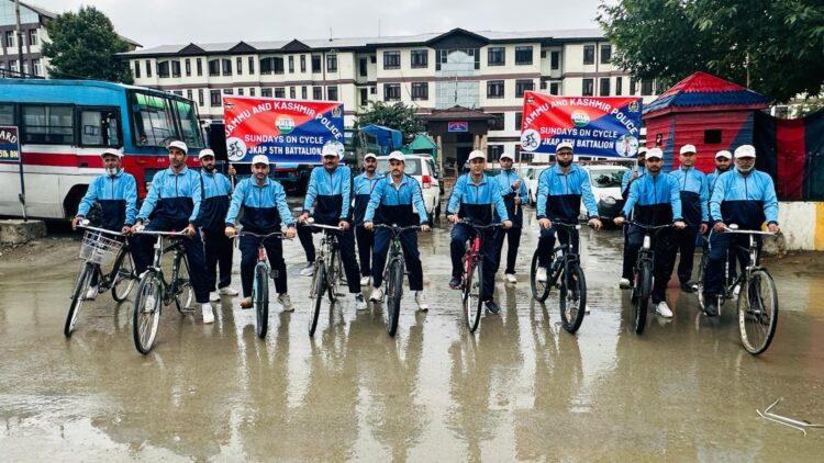 Pedal Power on Duty: 10,000+ State Police Join Fit India ‘Sundays on Cycle’ Rally to Spin Fitness Nationwide