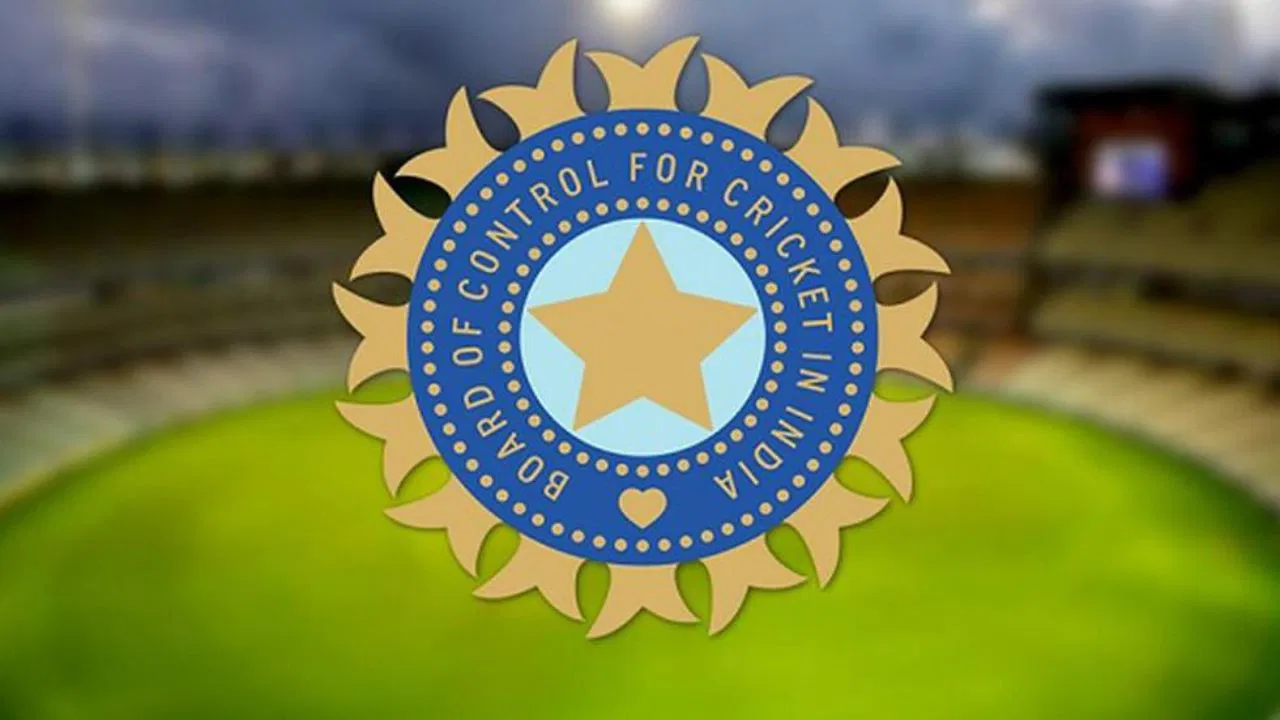BCCI Faces Backlash After Cuttack Floodlight Fiasco; Pakistani Fans Suggest PCB Gift 'Chinese Floodlights'