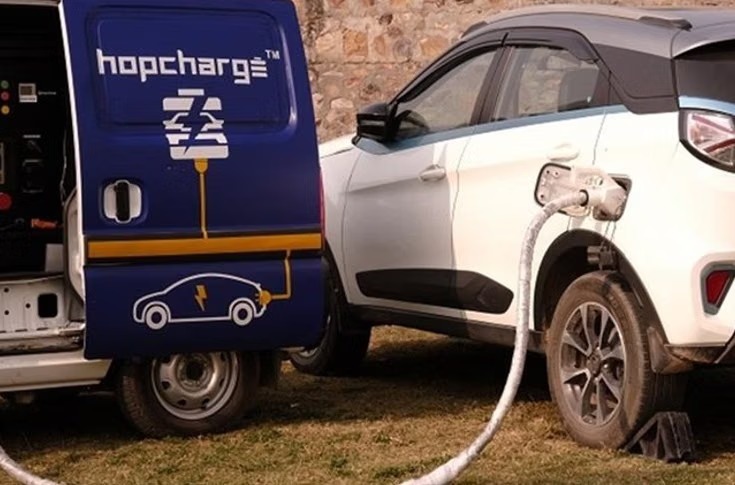 Hopcharge Joins Tata.ev to Transform EV Convenience in Delhi-NCR