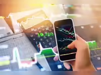 Trump Tariffs Axed And The 150-Day Factor: Sectors And Stocks That Felt The Heat