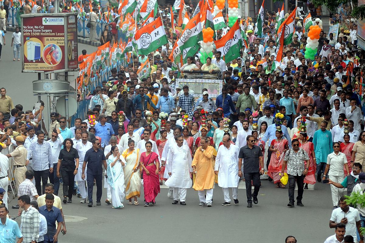 Culture, Charisma, And Constituencies: West Bengal And Tamil Nadu Rewrite The Campaign Playbook