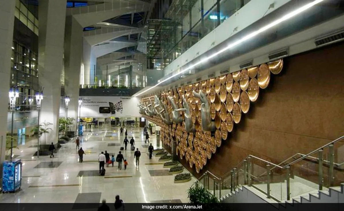 Delhi Airport Warns of Flight Delays Until May 4