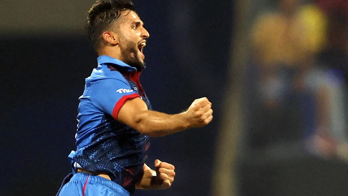 England's Hopes Crumble as Buttler Falls to Omarzai's Brilliance in Must-Win Champions Trophy Clash