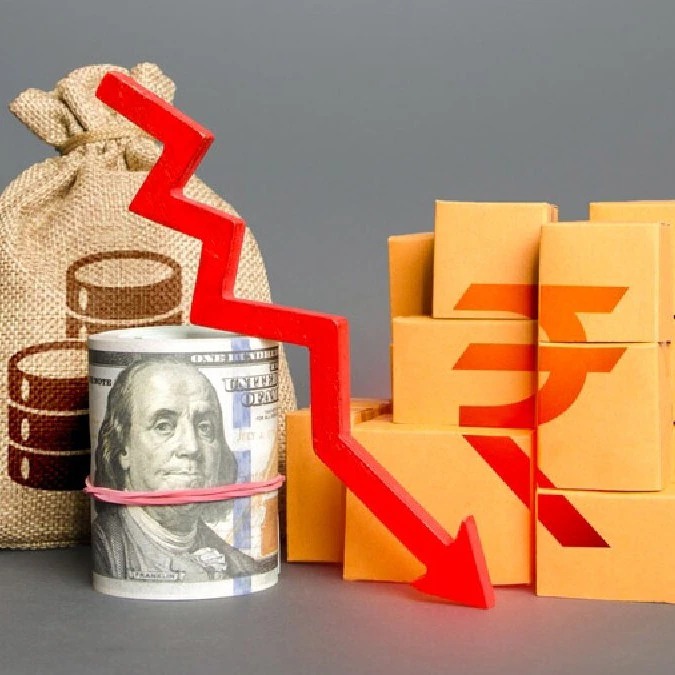 Rupee Hits Record Low: Weakens Past 90.42 Against US Dollar