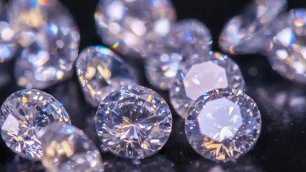 Mini Diamonds Secures $2 Million Export Order For Lab-Grown Gems, Expands Global Reach