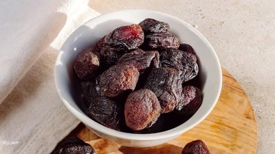 Nutritionist Reveals Prunes As Superfood Cure For Constipation