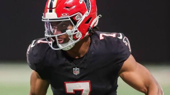 Bijan Robinson’s Record-Breaking 195-Yard Rush Powers Falcons Past Rams