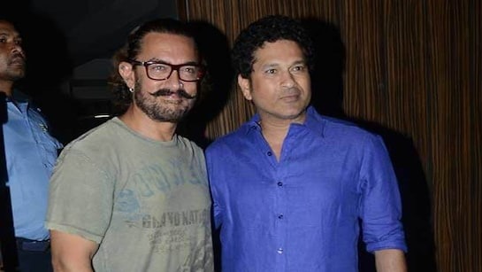 Sachin Tendulkar Steals the Spotlight at Aamir Khan’s House During Film Premiere