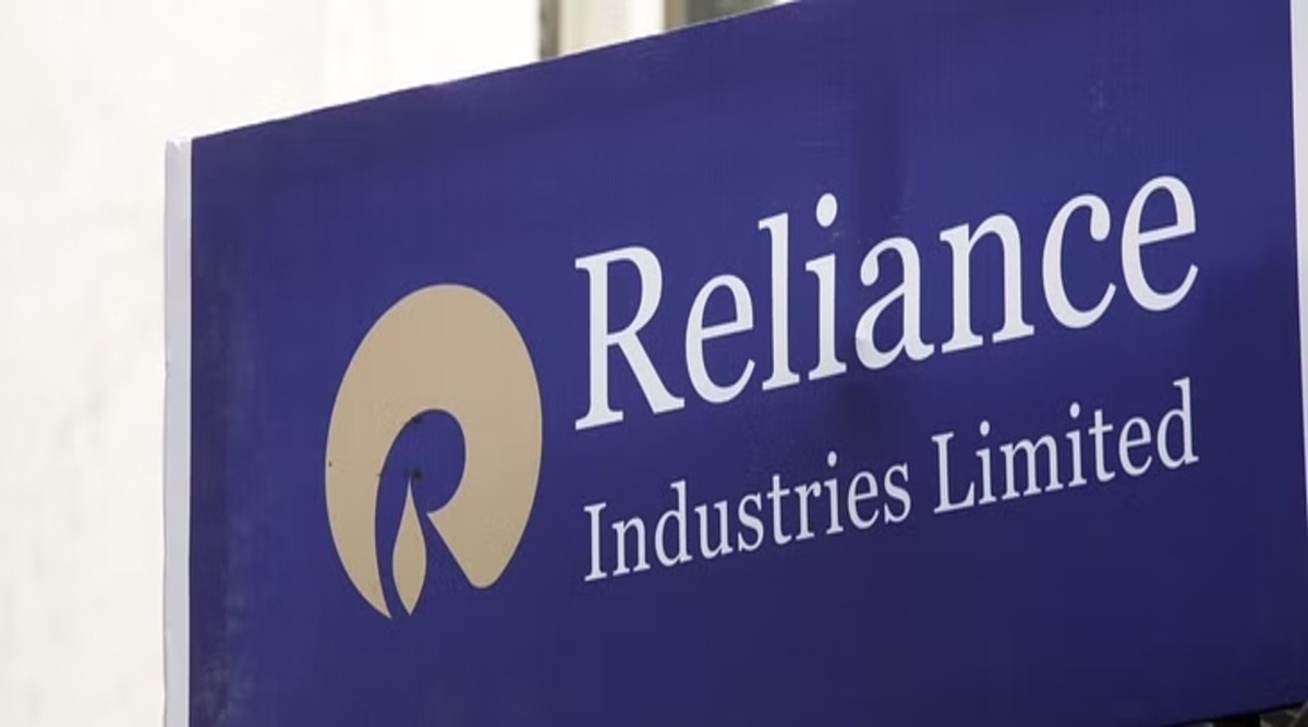 Reliance Industries Rises Tuesday, Outperforms Market