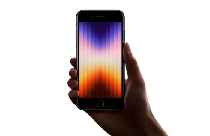 Apple Set to Unveil Revamped iPhone SE 4: Face ID, A18 Chip, and More