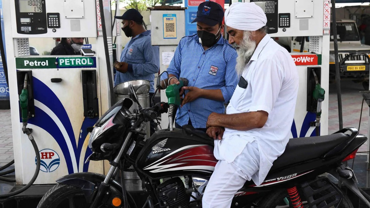 Fuel Prices Hold Steady: Delhi Petrol at ₹94.77, Mumbai Crosses ₹103 Mark